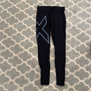 Small 2xu men’s tight